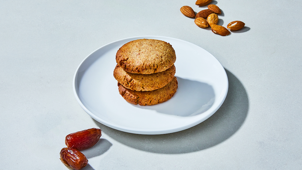 Oliver Green | Sweets | Almond Date Cookie © Kubilay Altintas